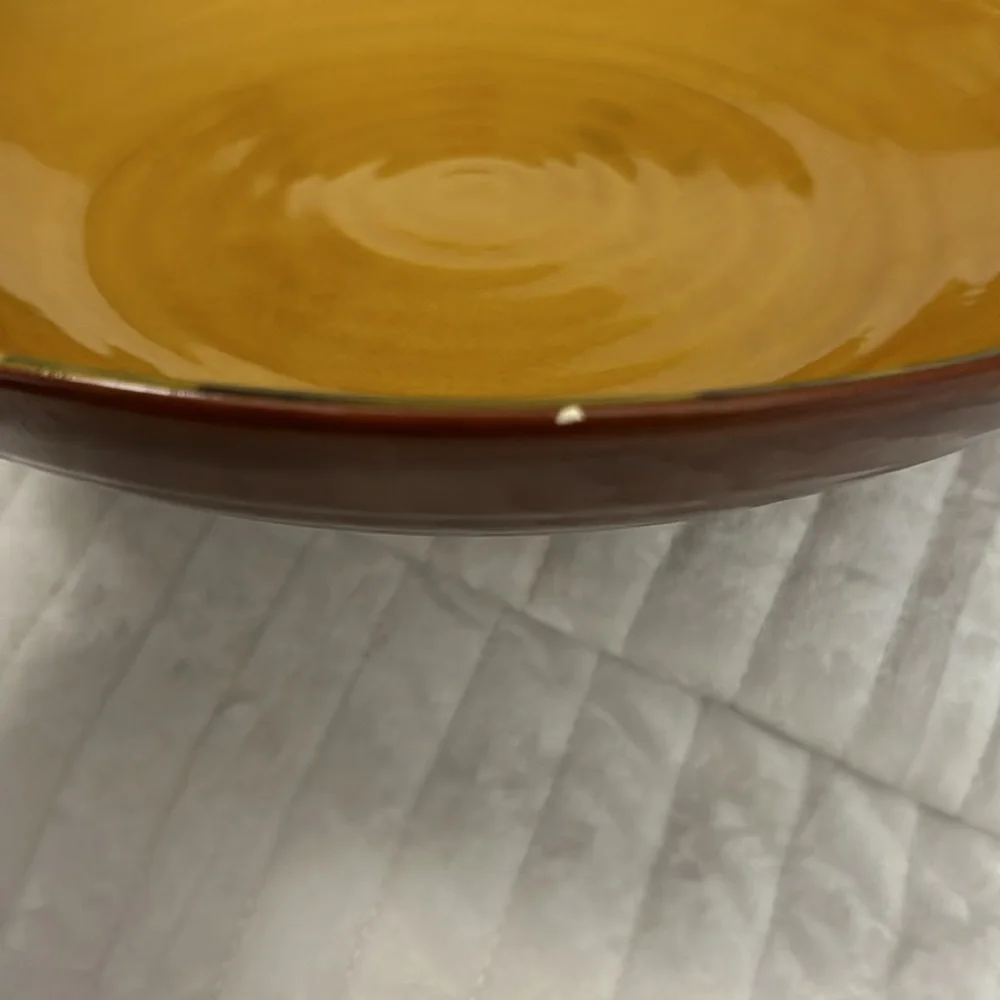 Williams Sonoma serving bowl made in Italy
